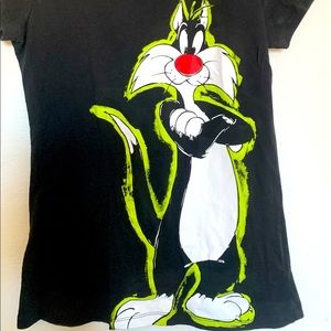 Looney Tunes Black Tee Shirt Medium